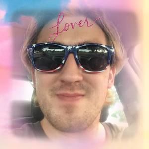 Meet your Posher, Anthony